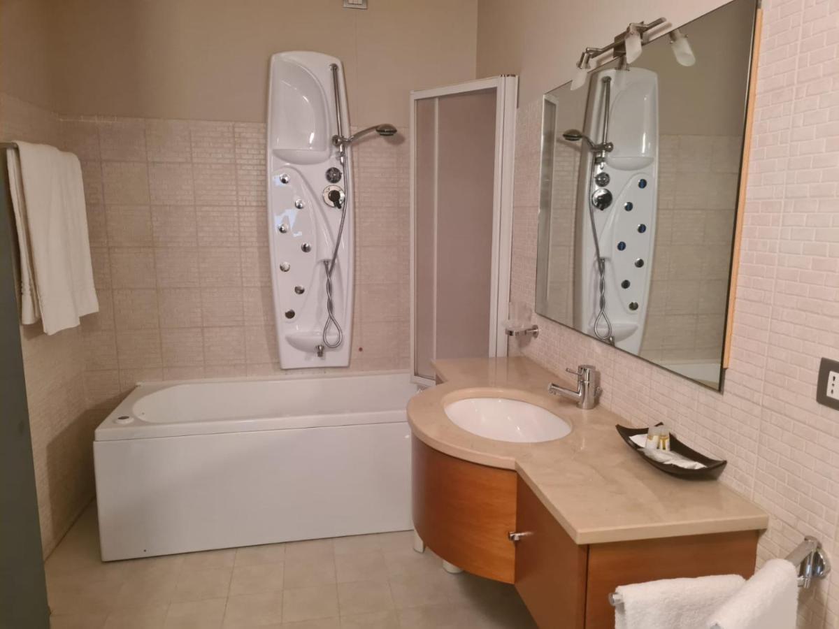 Stella Charming & Luxury Rooms Conversano Exterior foto